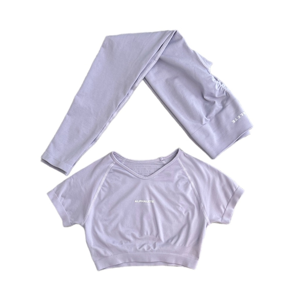 Alphalete Amplify Set with Leggings and Crop Top in Misty Lilac - Picture 3 of 14
